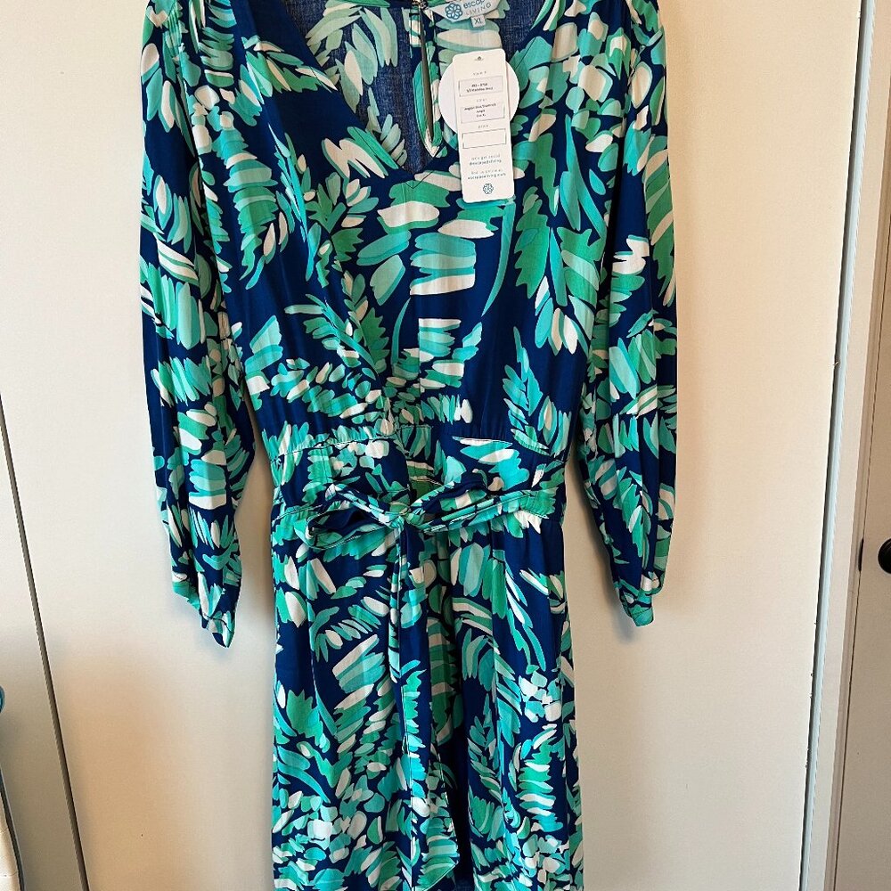 Escapada Living Gathered Waist with Tie Dress; Size XL